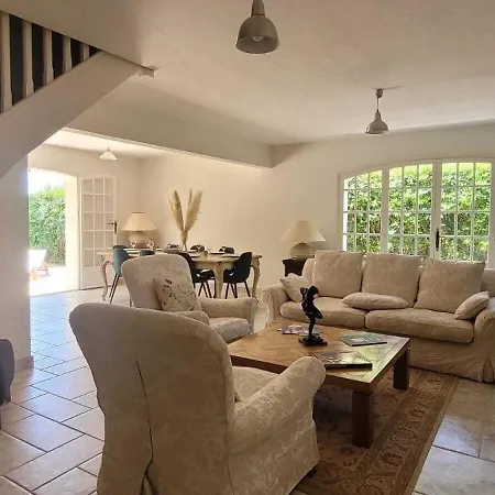 Villa Olimp In Super Cannes With Sea View Le Cannet